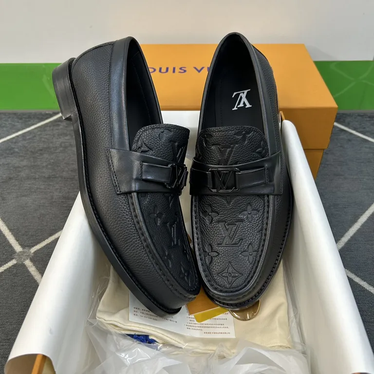 Louis Vuitton Shoe 